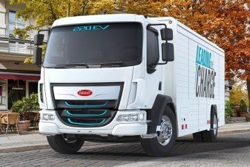 Paccar буде будувати батареї разом з Cummins і Daimler
