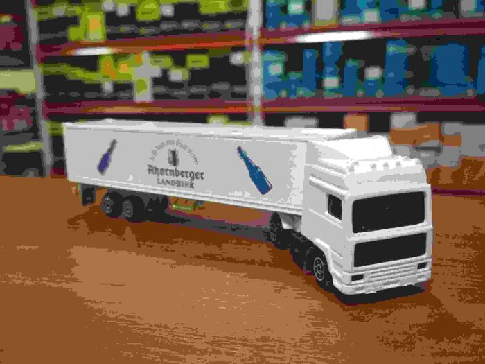 Модель грузовика 1:87 VOLVO полуприцеп (без упаковки)